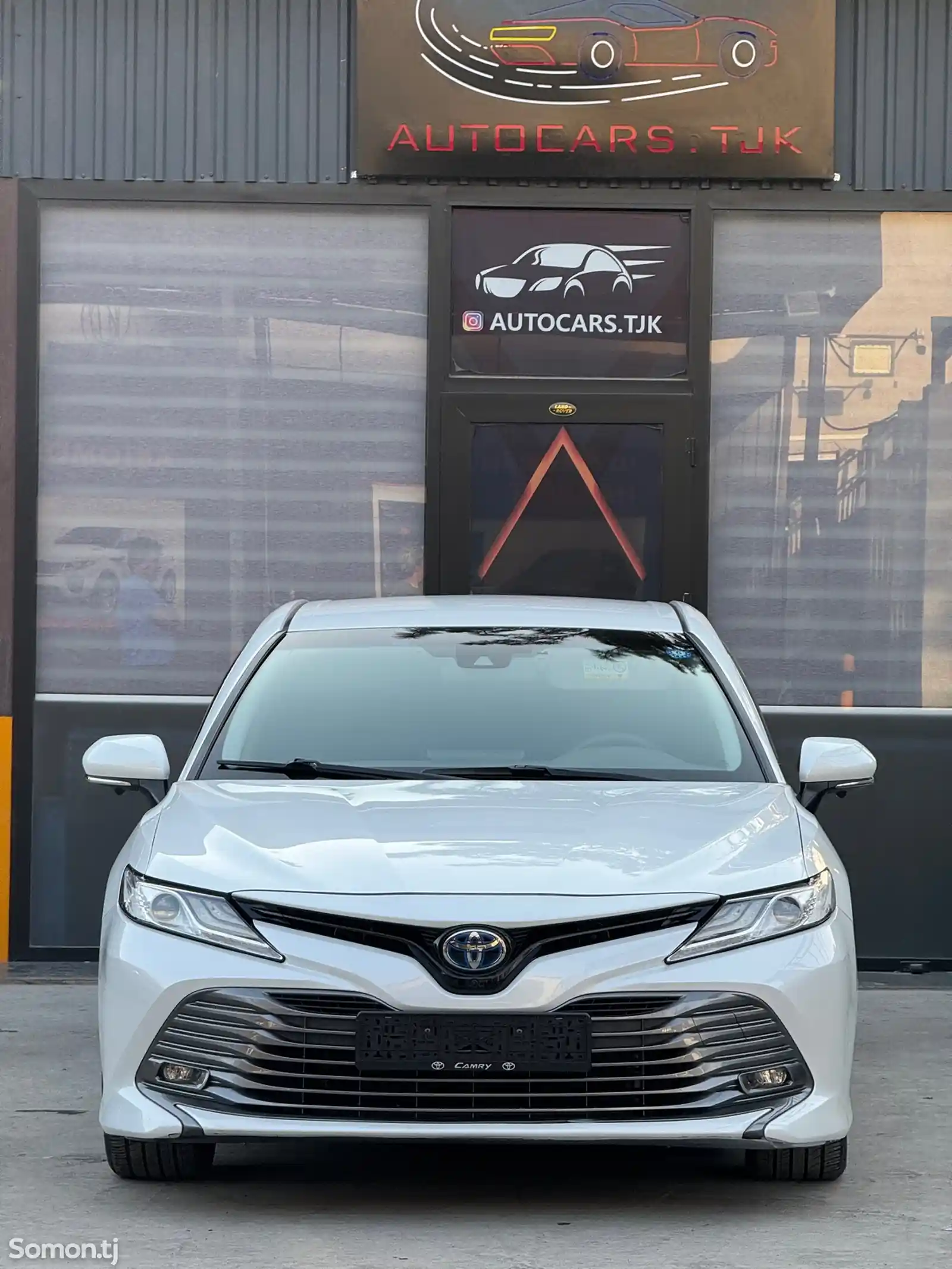 Toyota Camry, 2019-3