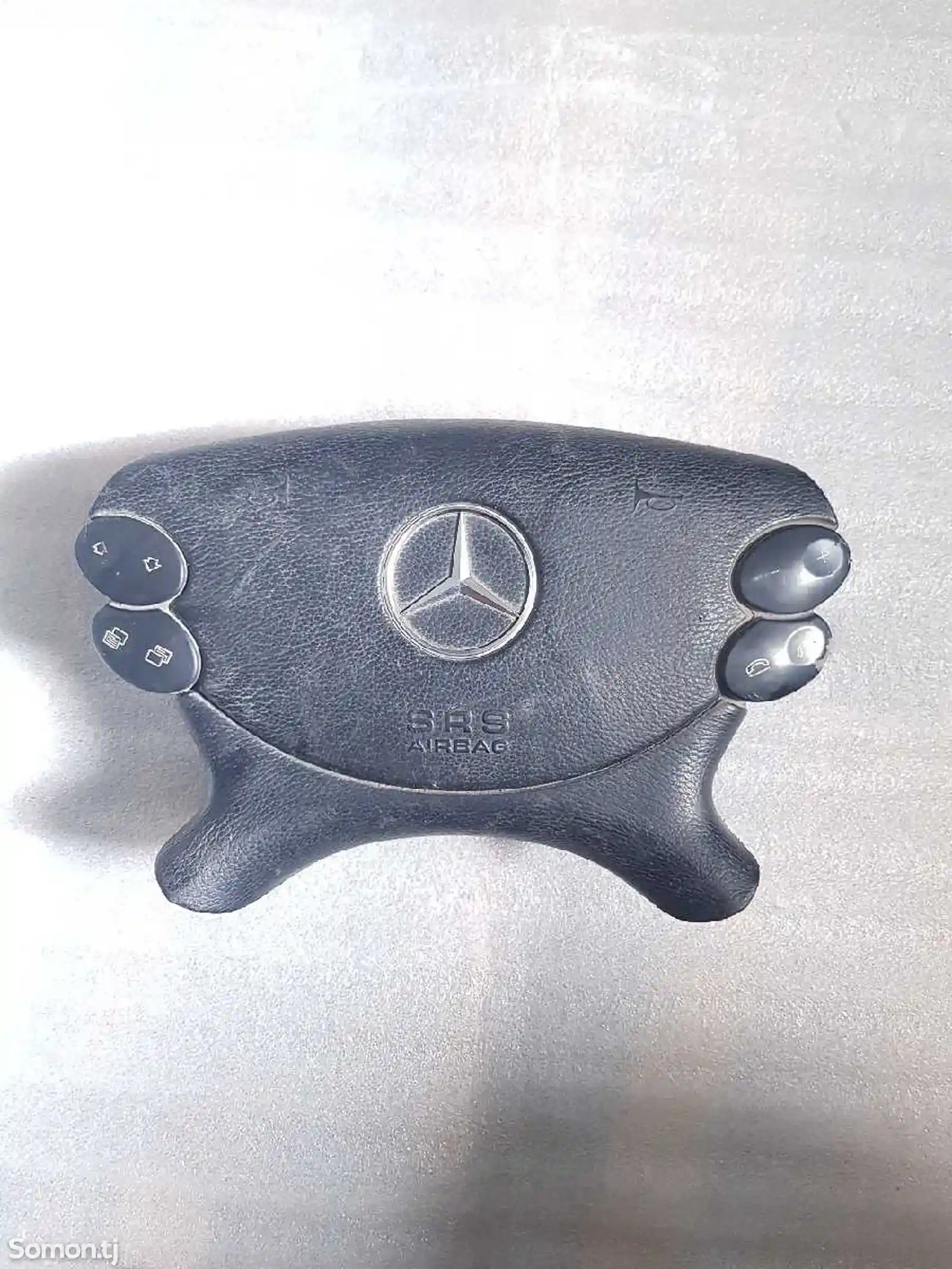 Подушка безопасности-Airbag от Mercedes-Benz W211-1