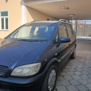 Opel Zafira, 2000