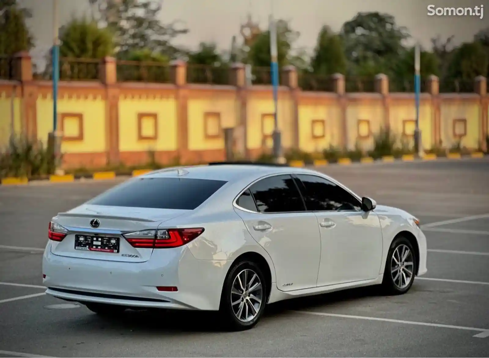 Lexus ES series, 2016-6