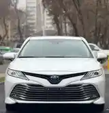 Toyota Camry, 2018-3