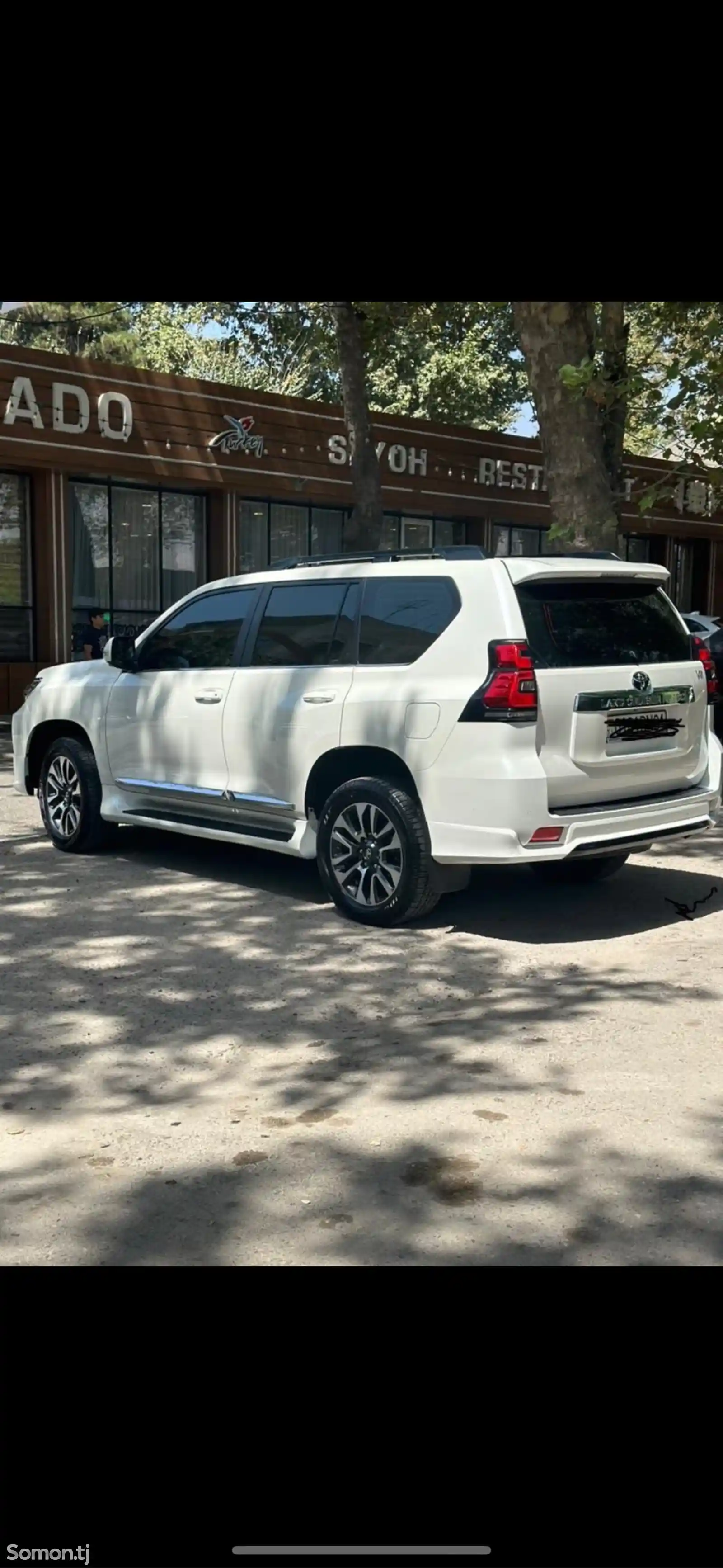 Toyota Land Cruiser Prado, 2023-3