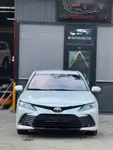 Toyota Camry, 2020-9