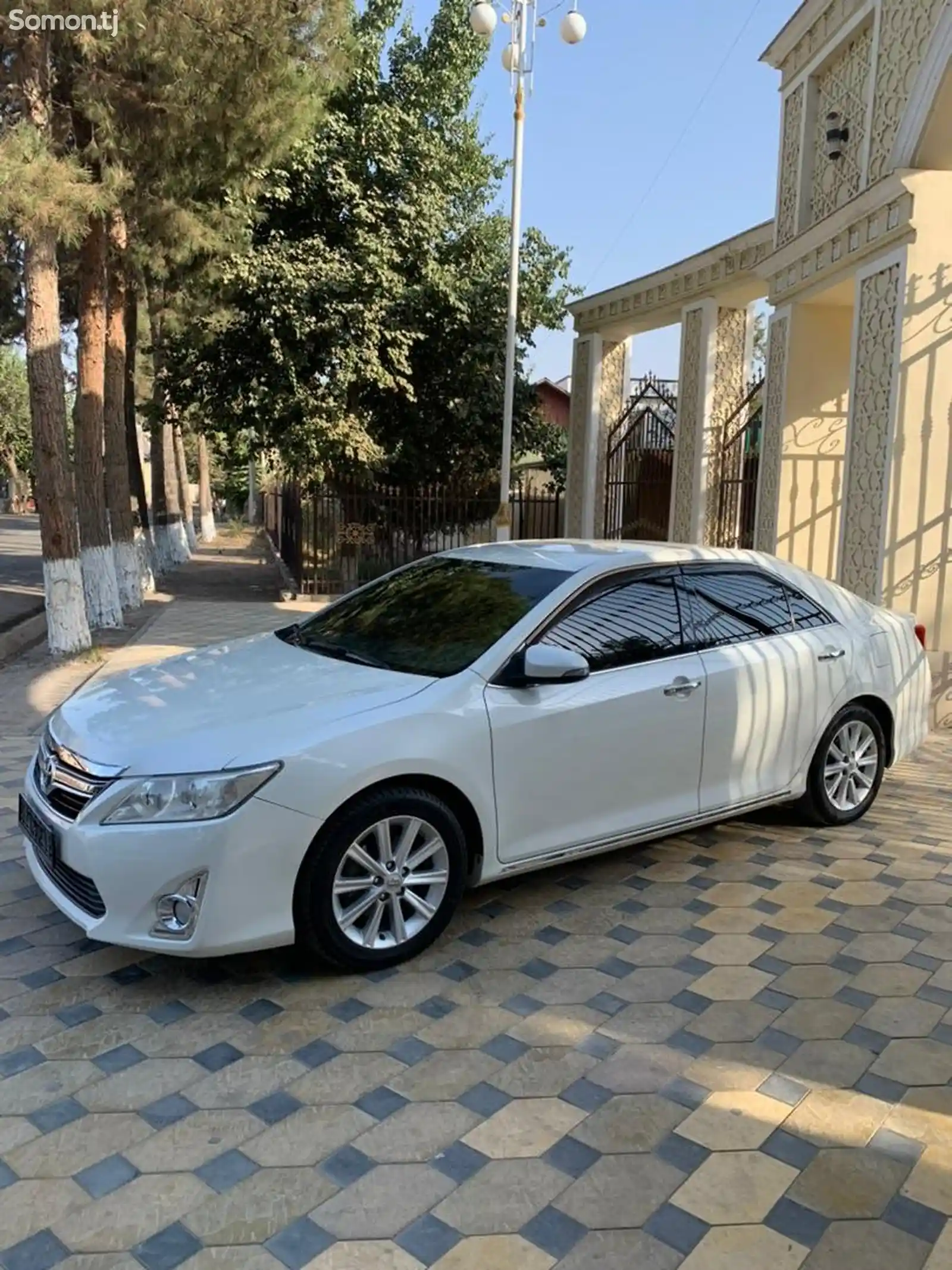 Toyota Camry, 2012-1