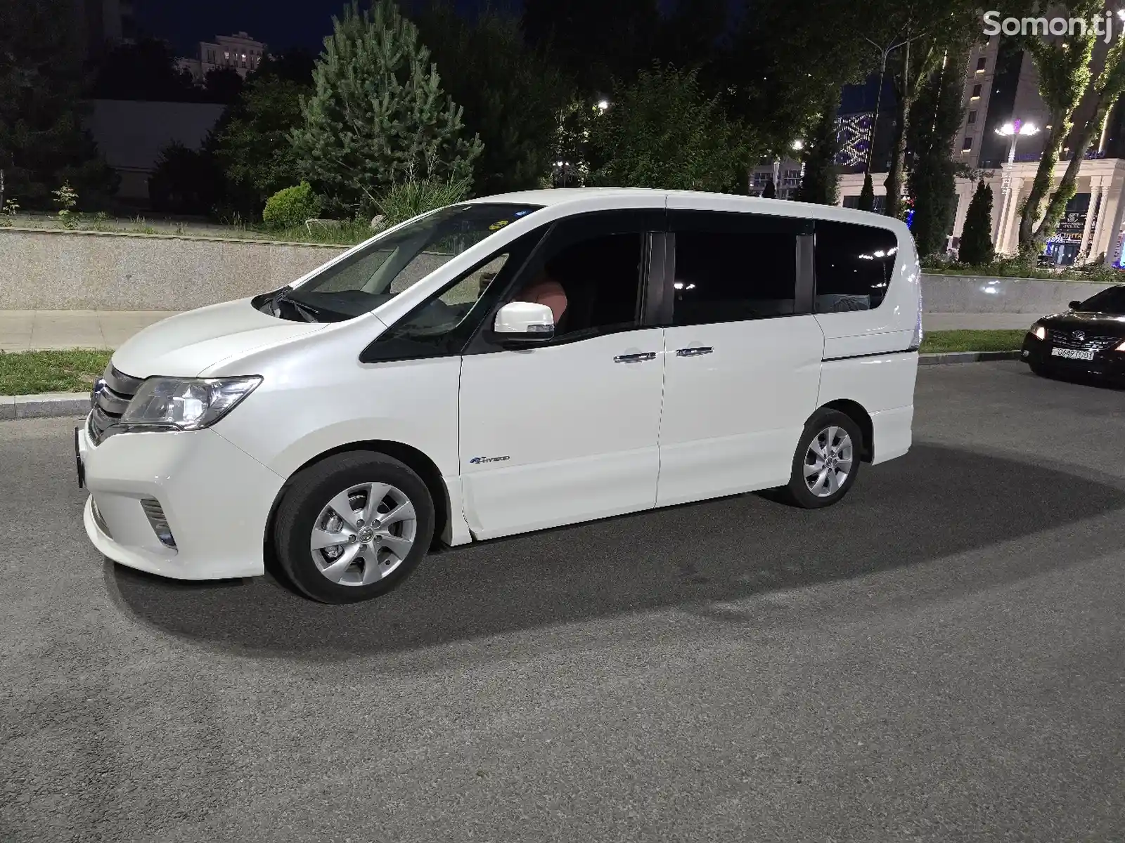 Nissan Serena, 2014-2