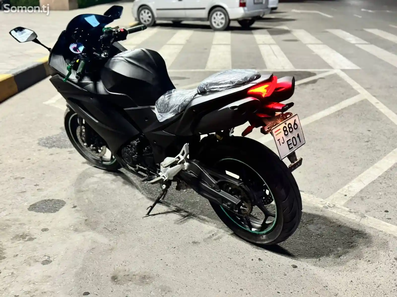 Kawasaki H2 400cc 2019-9