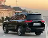 Toyota Land Cruiser, 2023-4