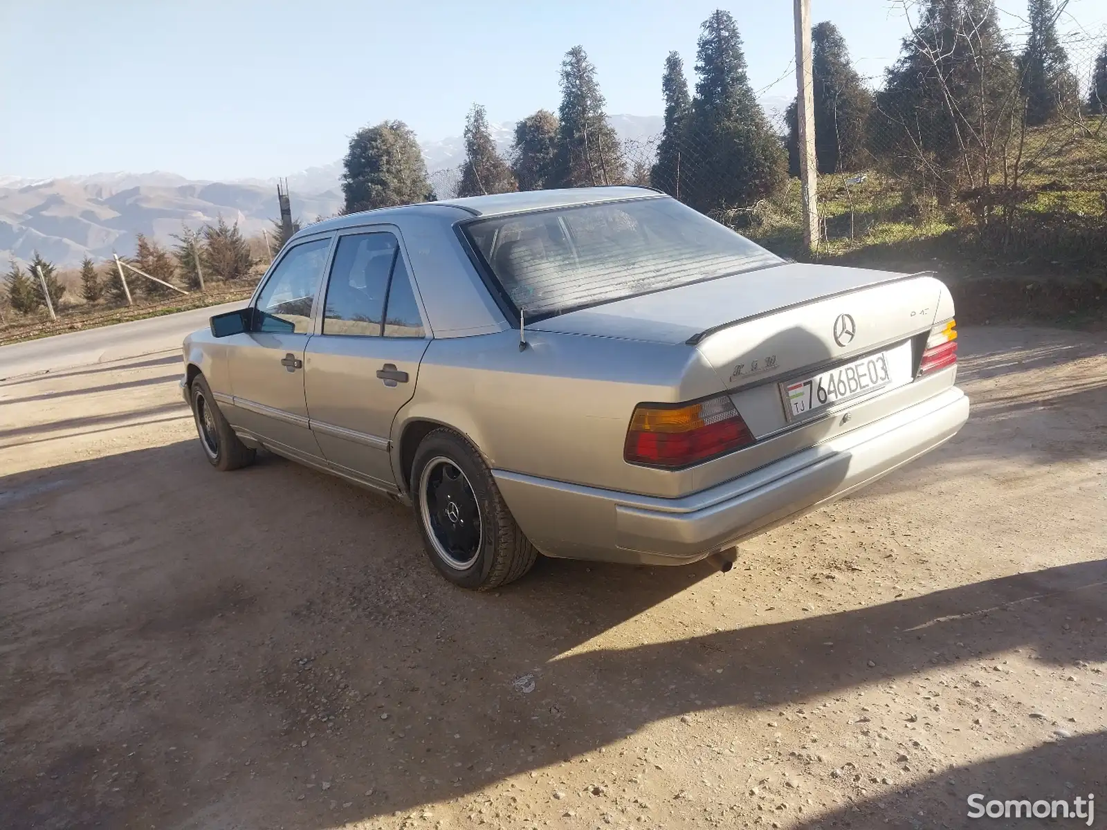 Mercedes-Benz E class, 1989-1