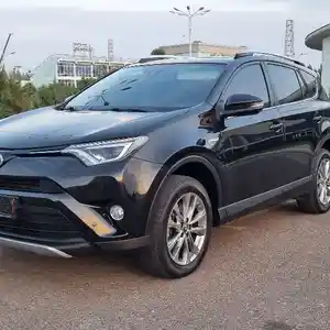 Toyota RAV 4, 2018