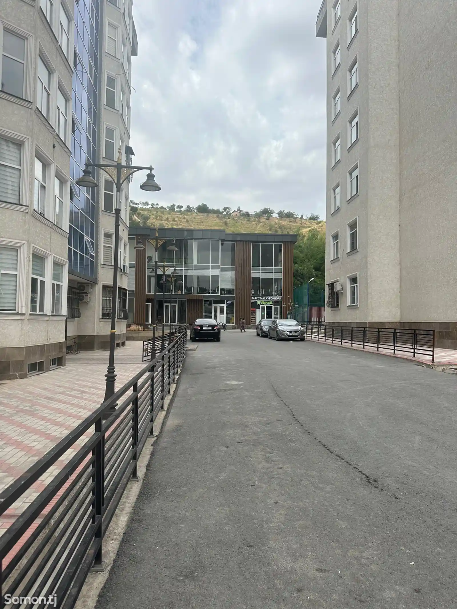 3-комн. квартира, 1 этаж, 107 м², Сино-14