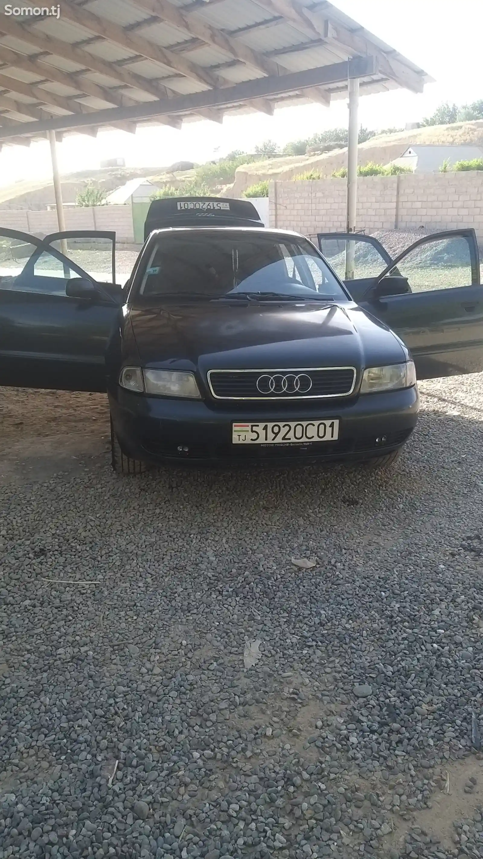 Audi A4, 1995-13