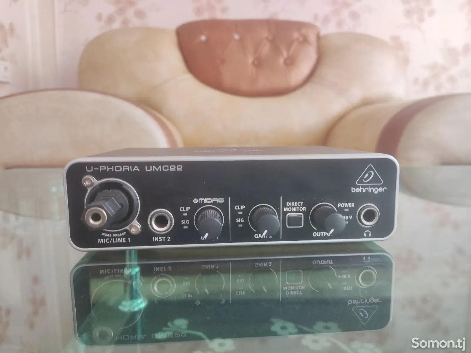 Звуковая карта Behringer U-Phoria UMC22-1