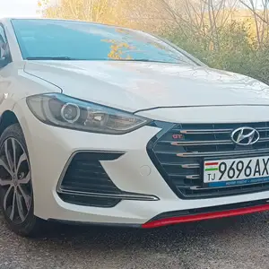 Hyundai Avante, 2018