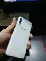 Samsung Galaxy A50-2