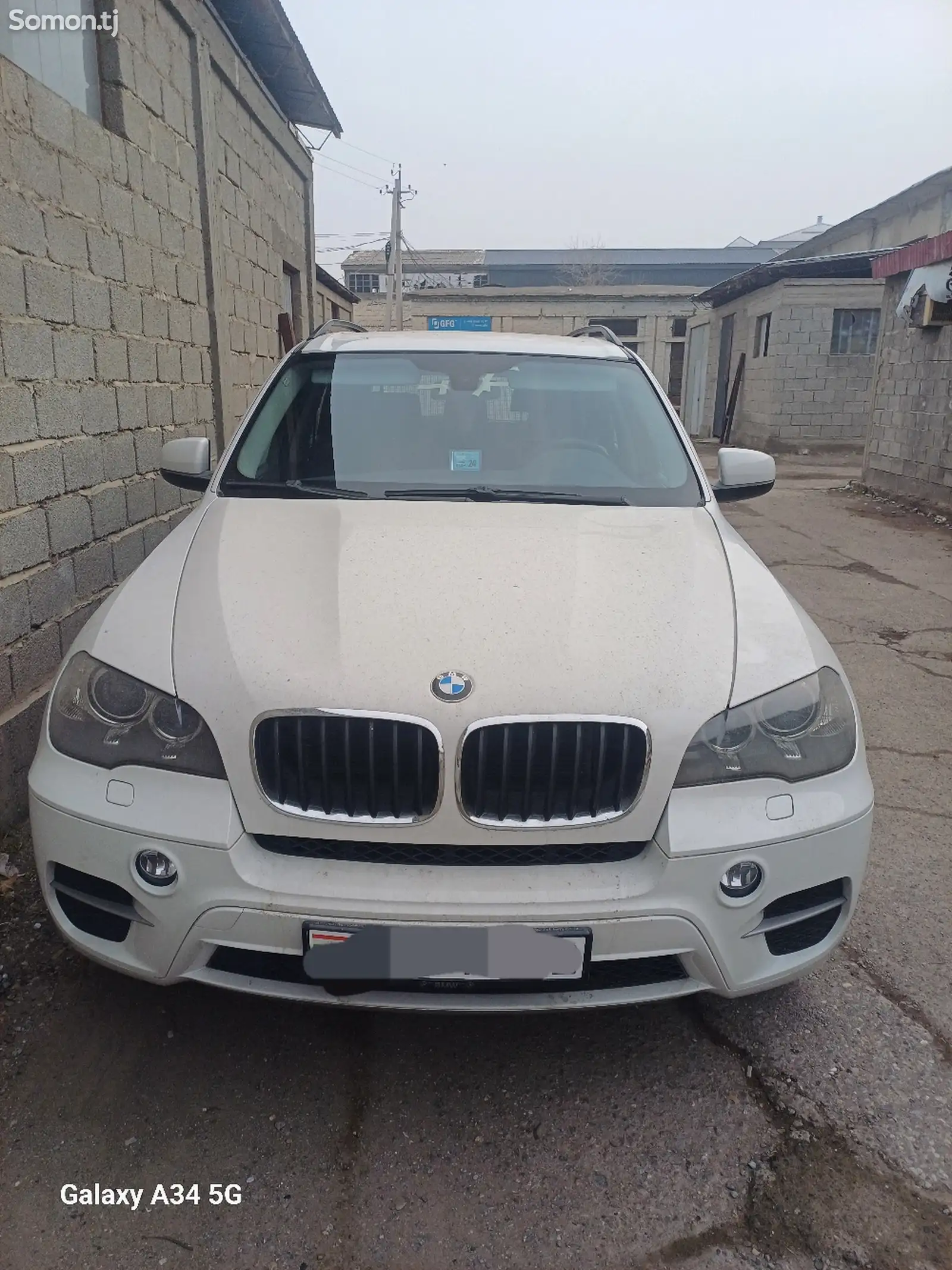 Лобовое стекло от BMW X5-1