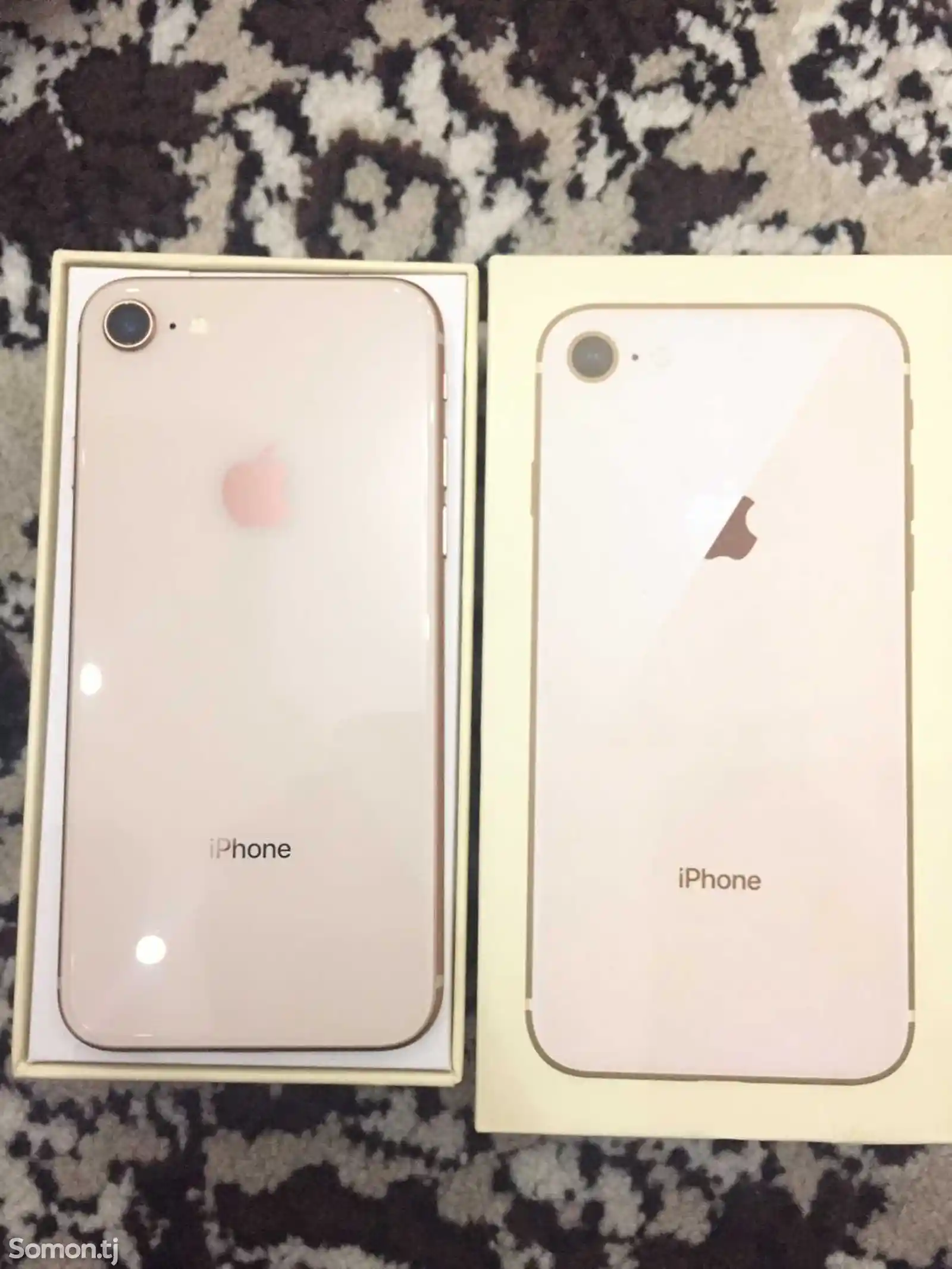 Apple iPhone 8, Gold-1