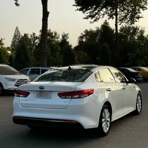 Kia Optima, 2016