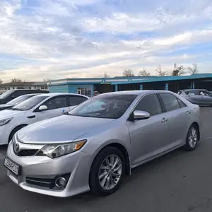 Toyota Camry, 2012