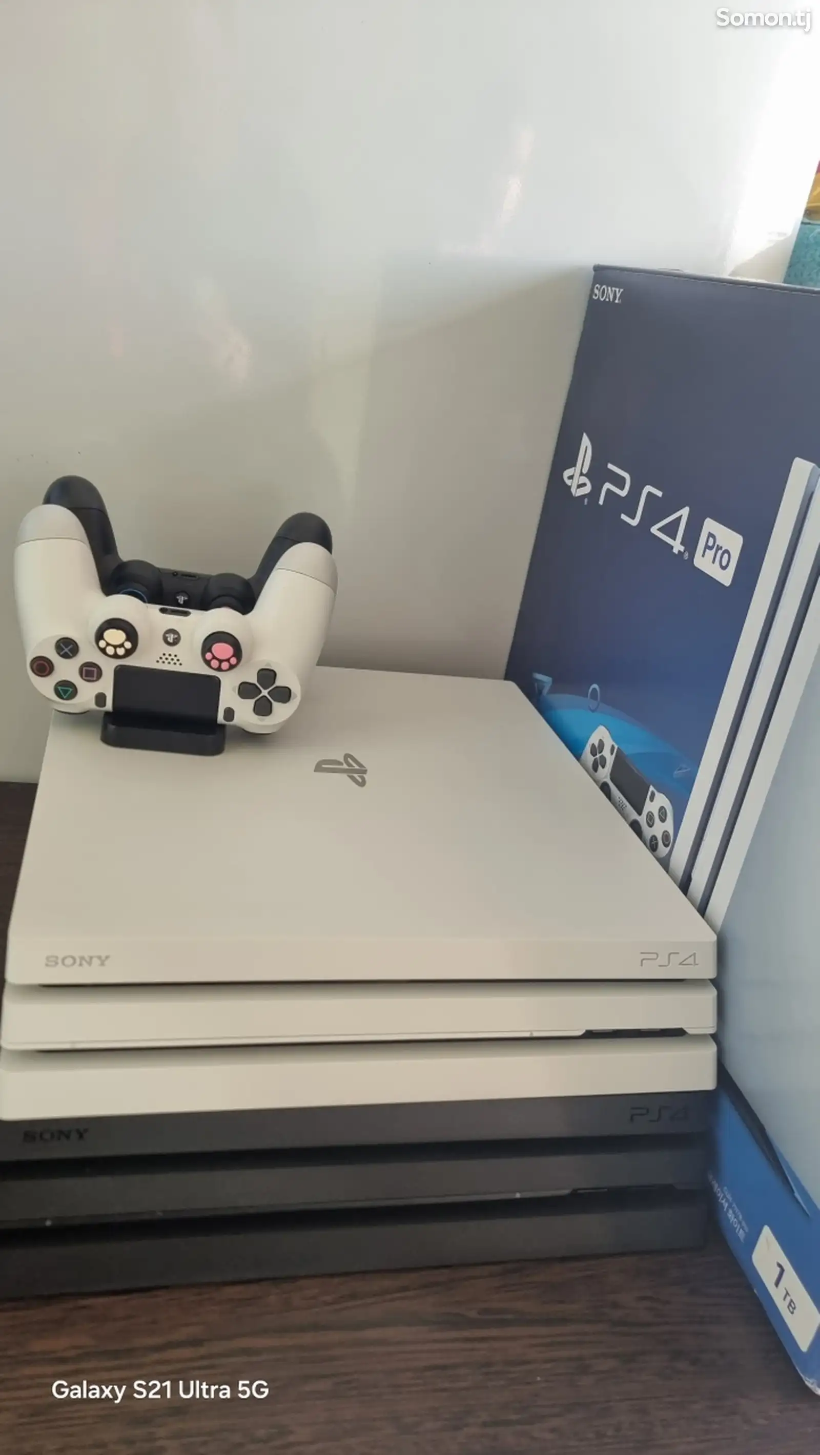 Игровая приставка Playstation 4pro-1