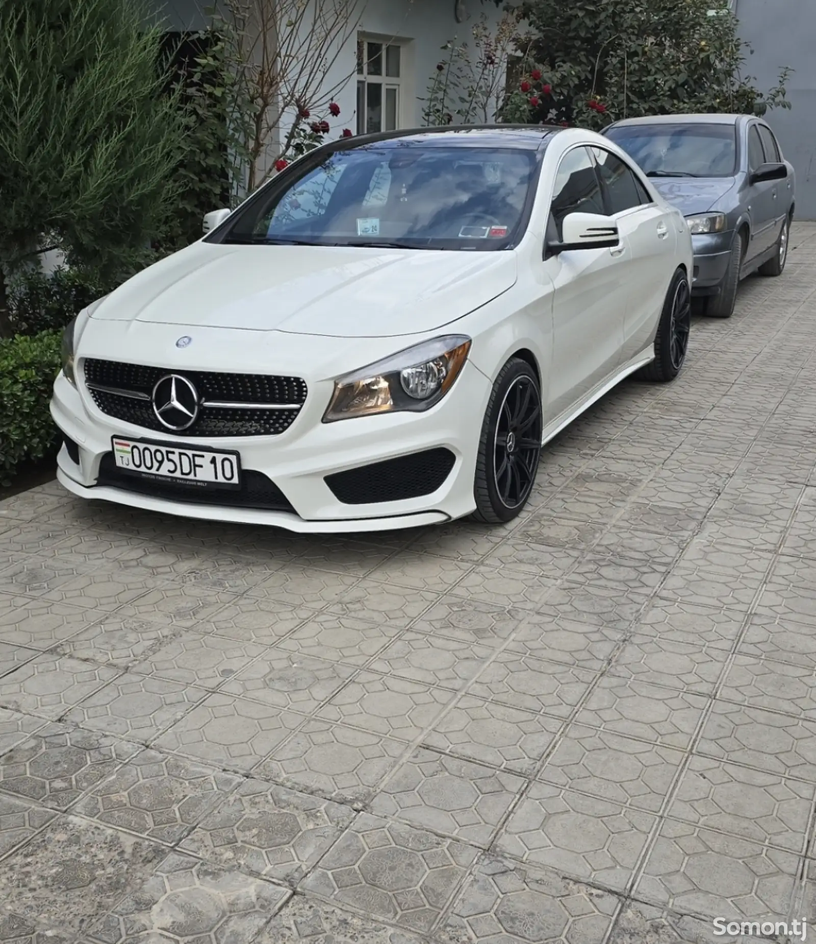 Mercedes-Benz CLA-Class, 2014-1