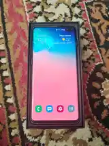 Samsung Galaxy S 10 +-3