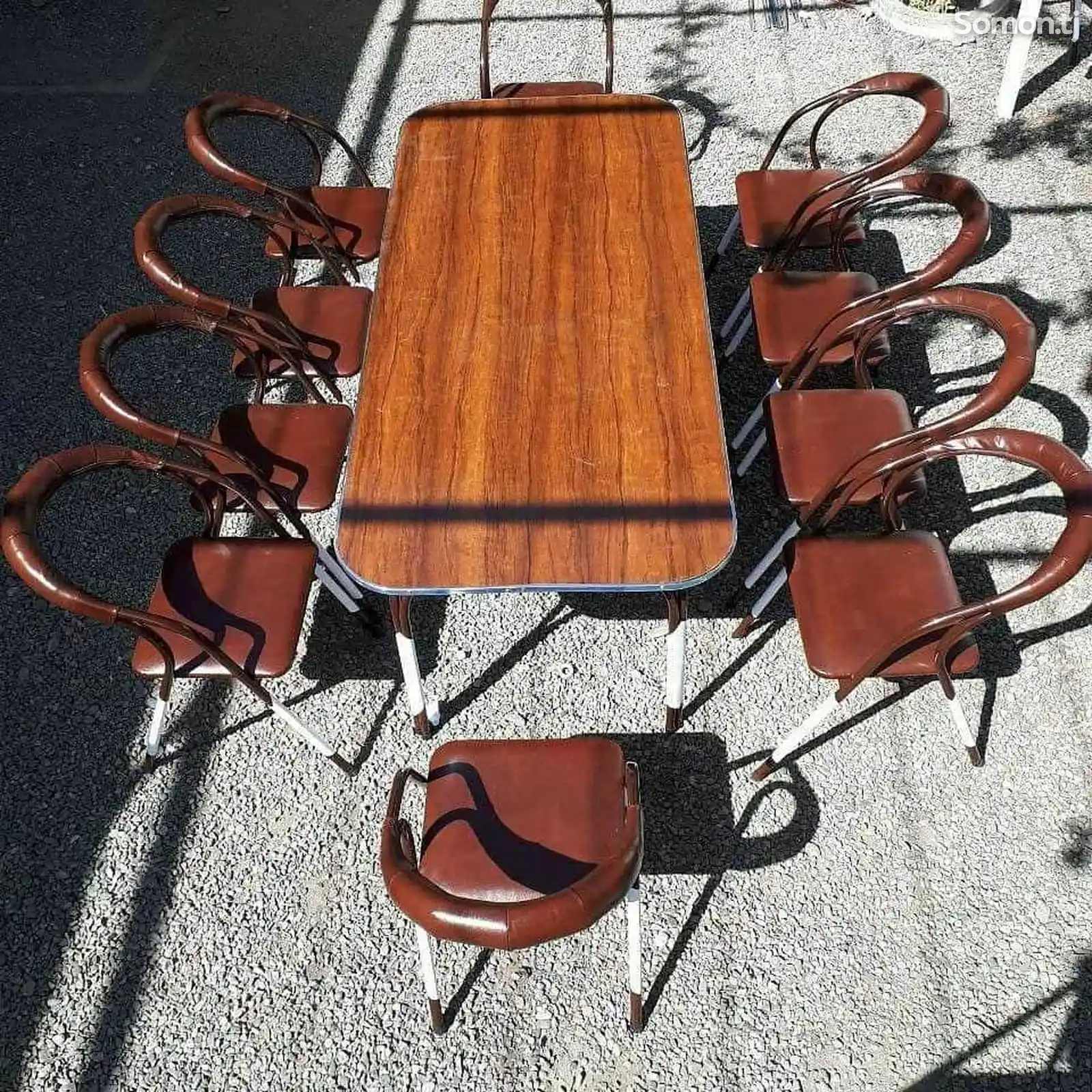 Стол и стулья для сада-1