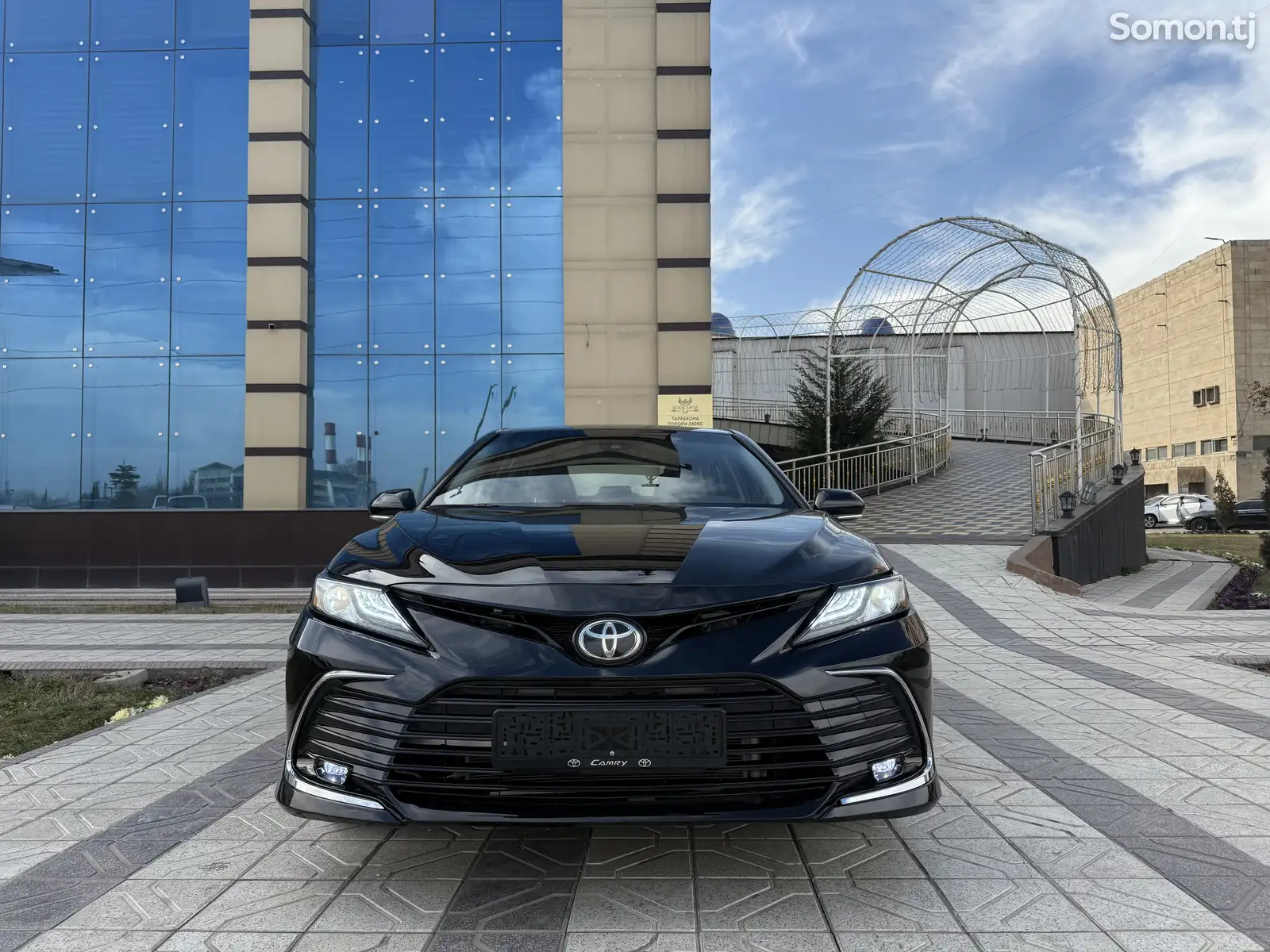 Toyota Camry, 2021-1