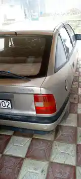 Opel Vectra B, 1989-2