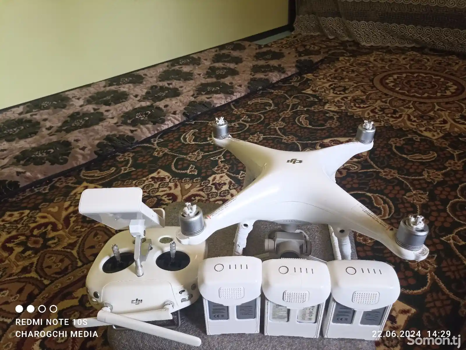 Видеокамера DJI phantom 4-2