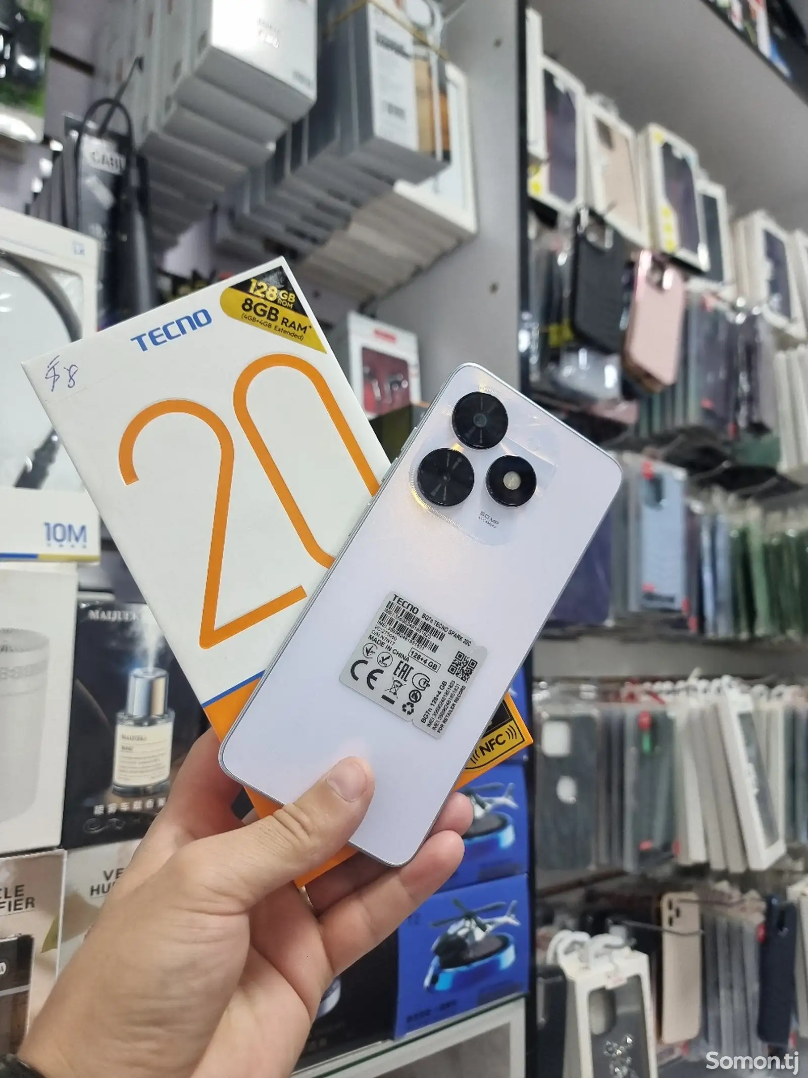 Tecno 20C 4/128GB-3