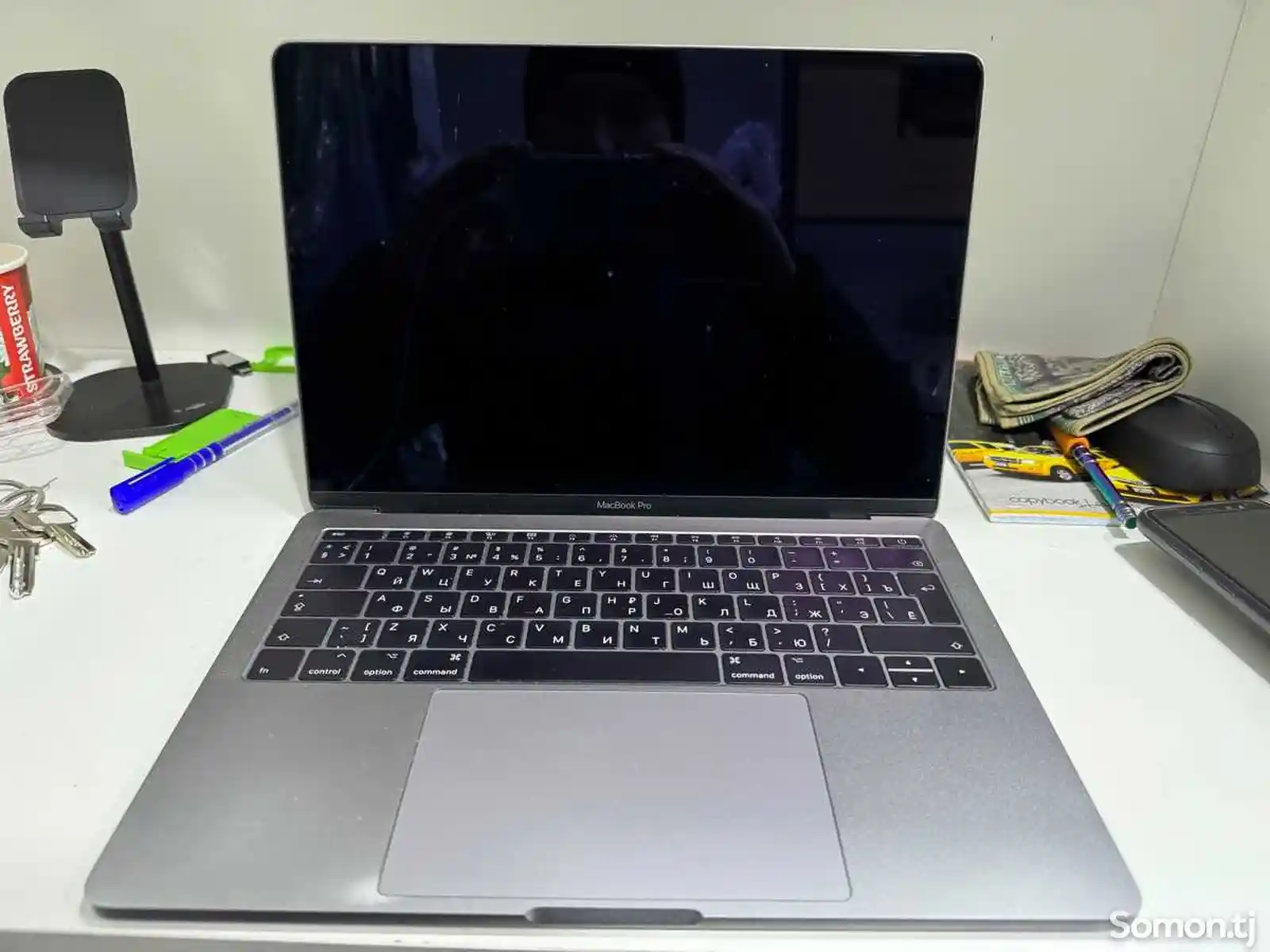 Apple MacBook pro 2017-4