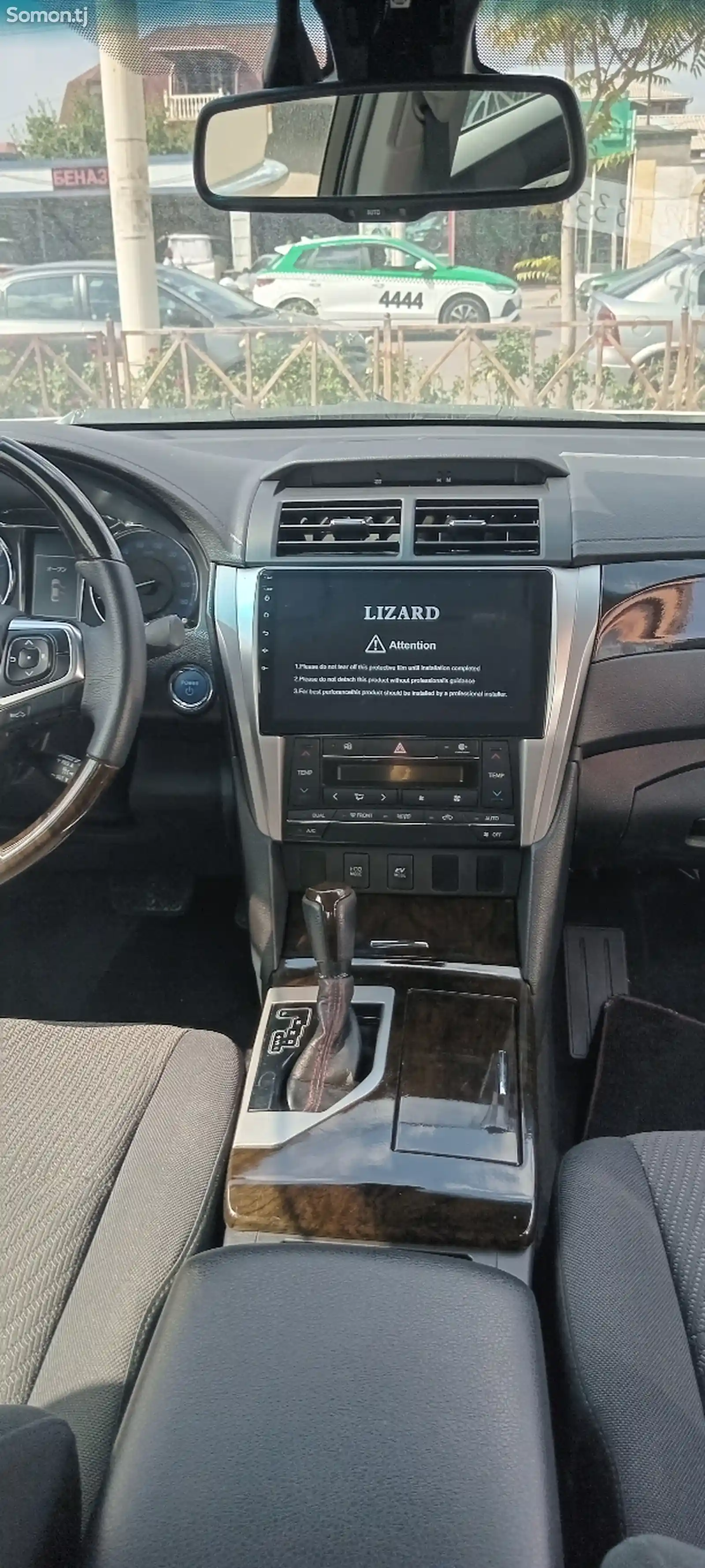 Toyota Camry, 2015-3