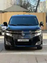 Nissan Elgrand, 2014-8