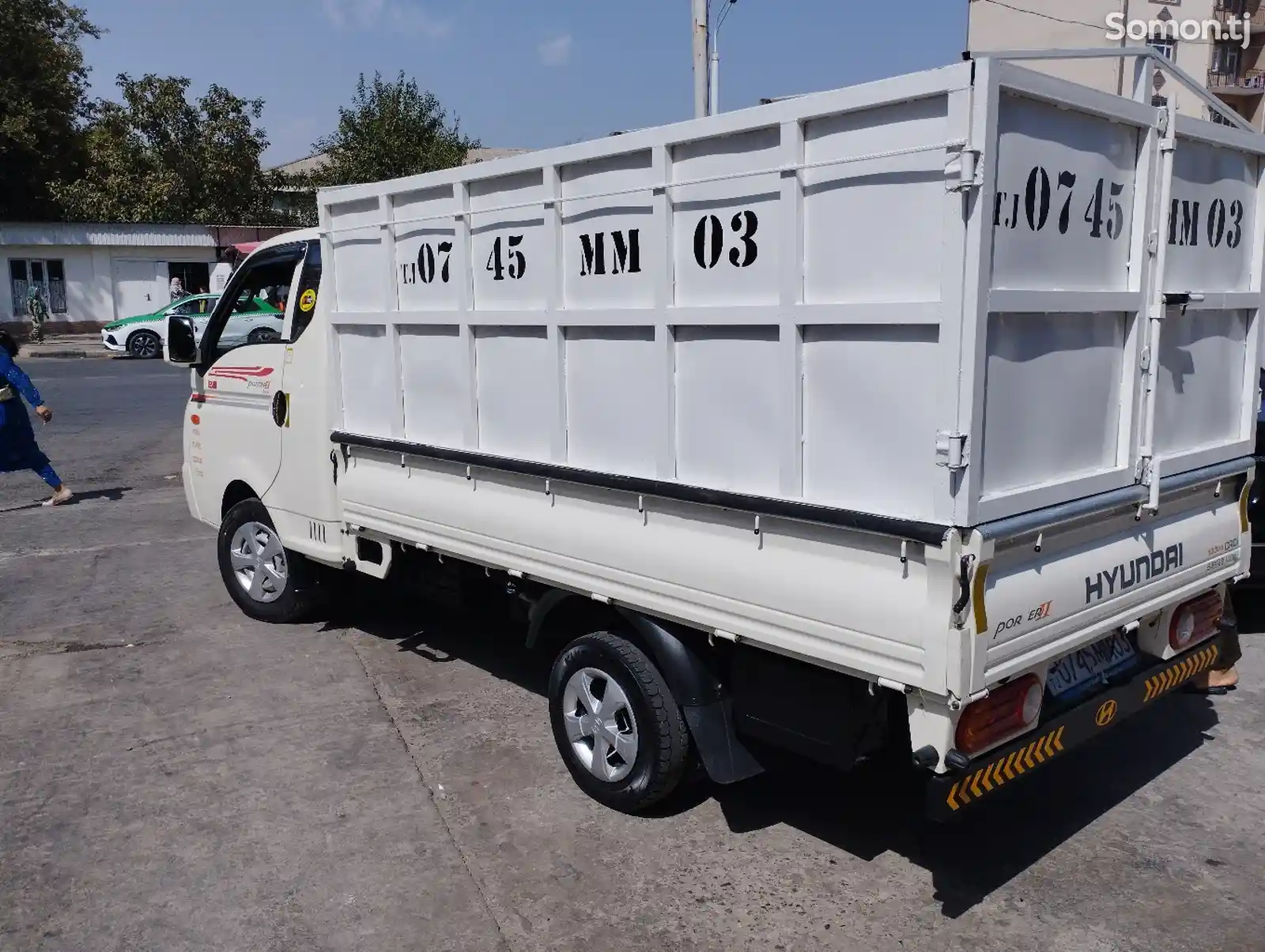 Бортовой автомобиль Hyundai Porter, 2015-3