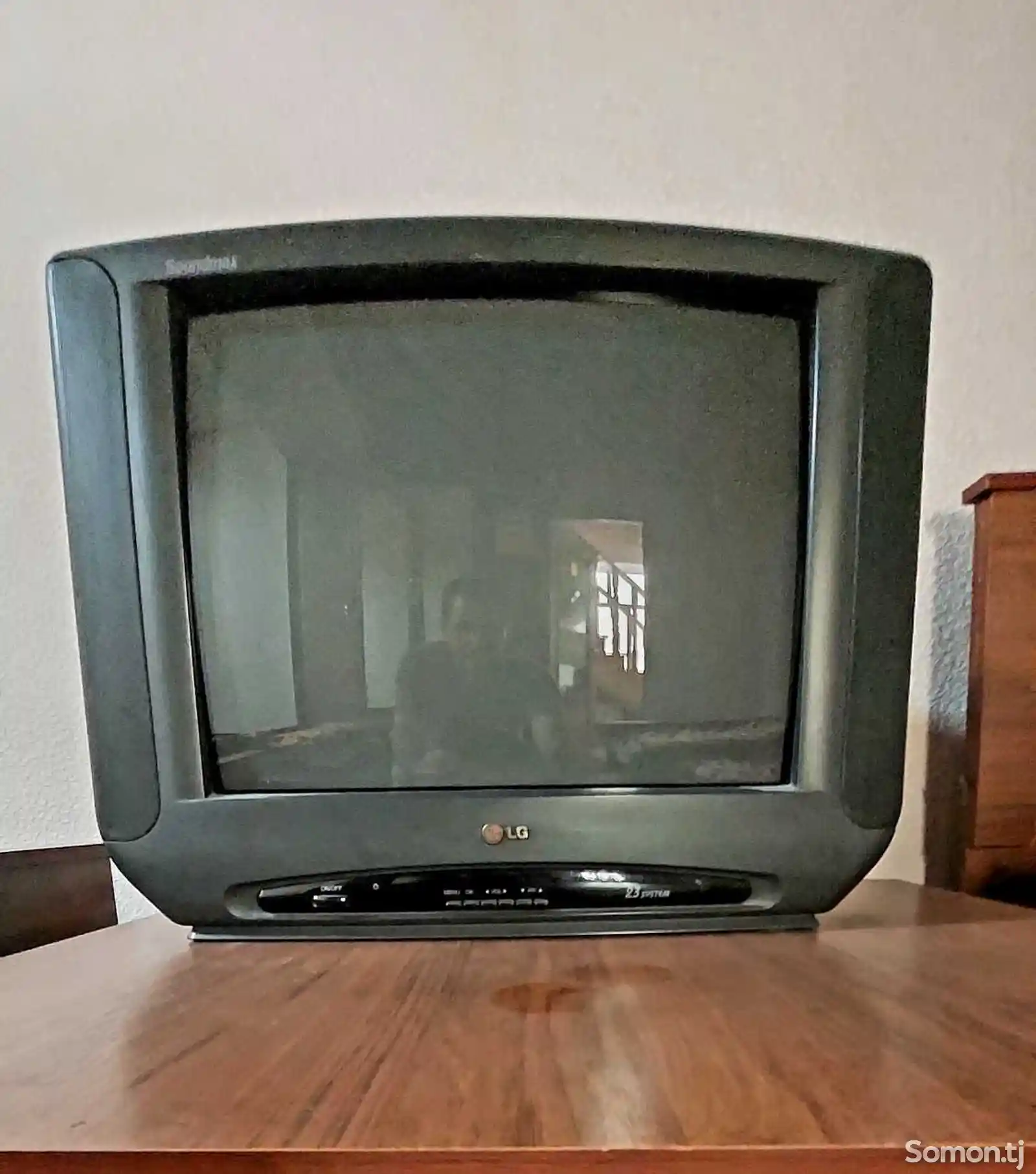 Телевизор LG-Soundex 50см-1