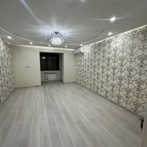 3-комн. квартира, 3 этаж, 70 м², 82мкр