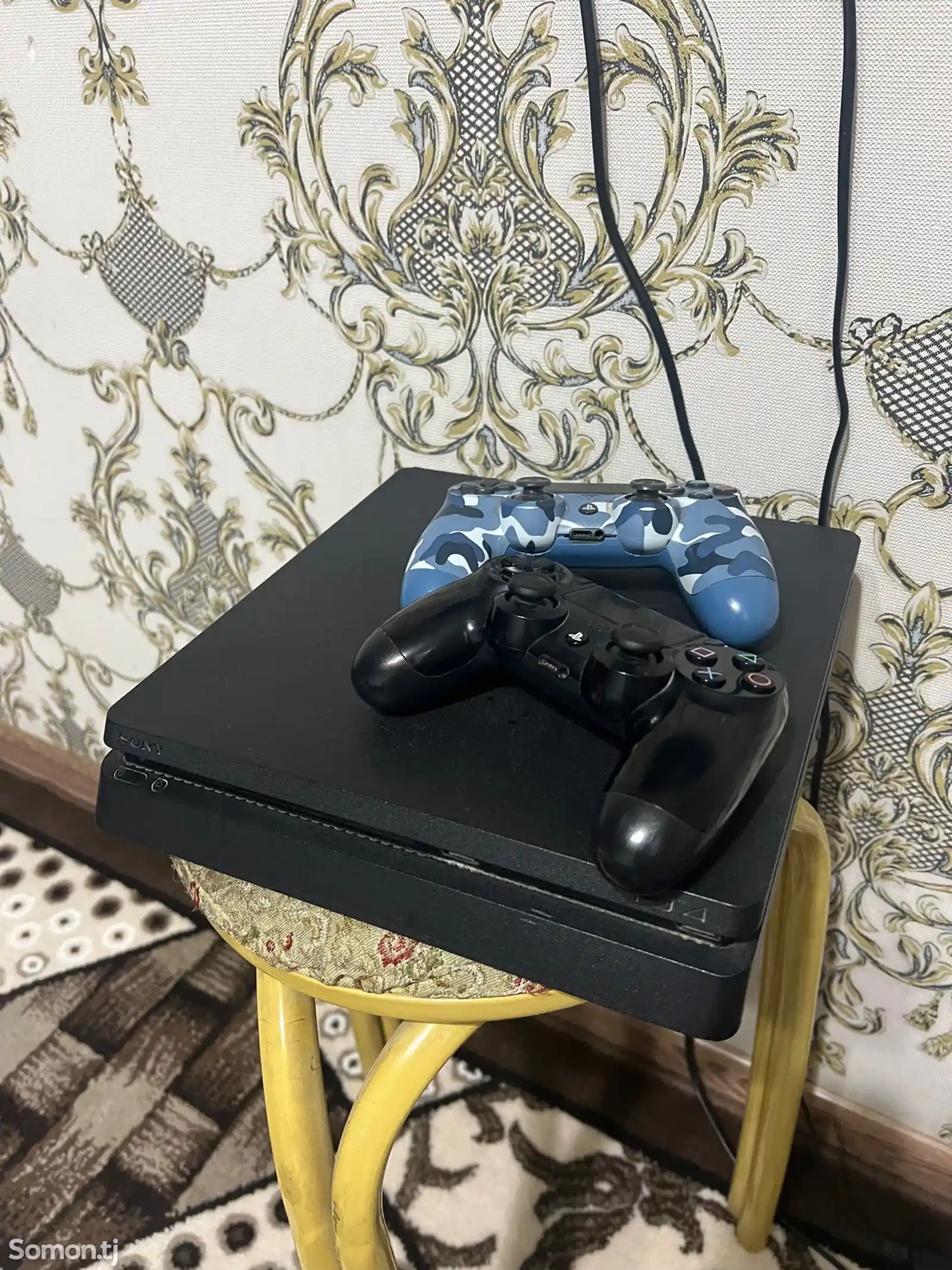 Игровая приставка Sony PlayStation 4 Slim-2