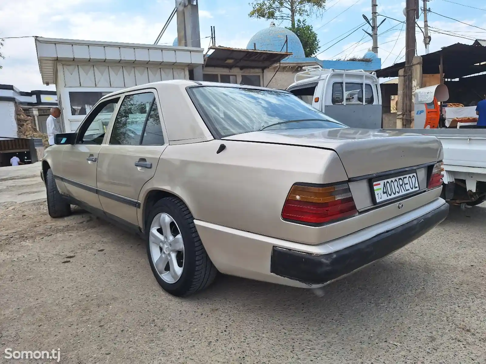 Mercedes-Benz W124, 1989-2