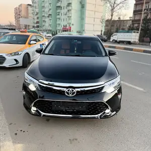 Toyota Camry, 2016