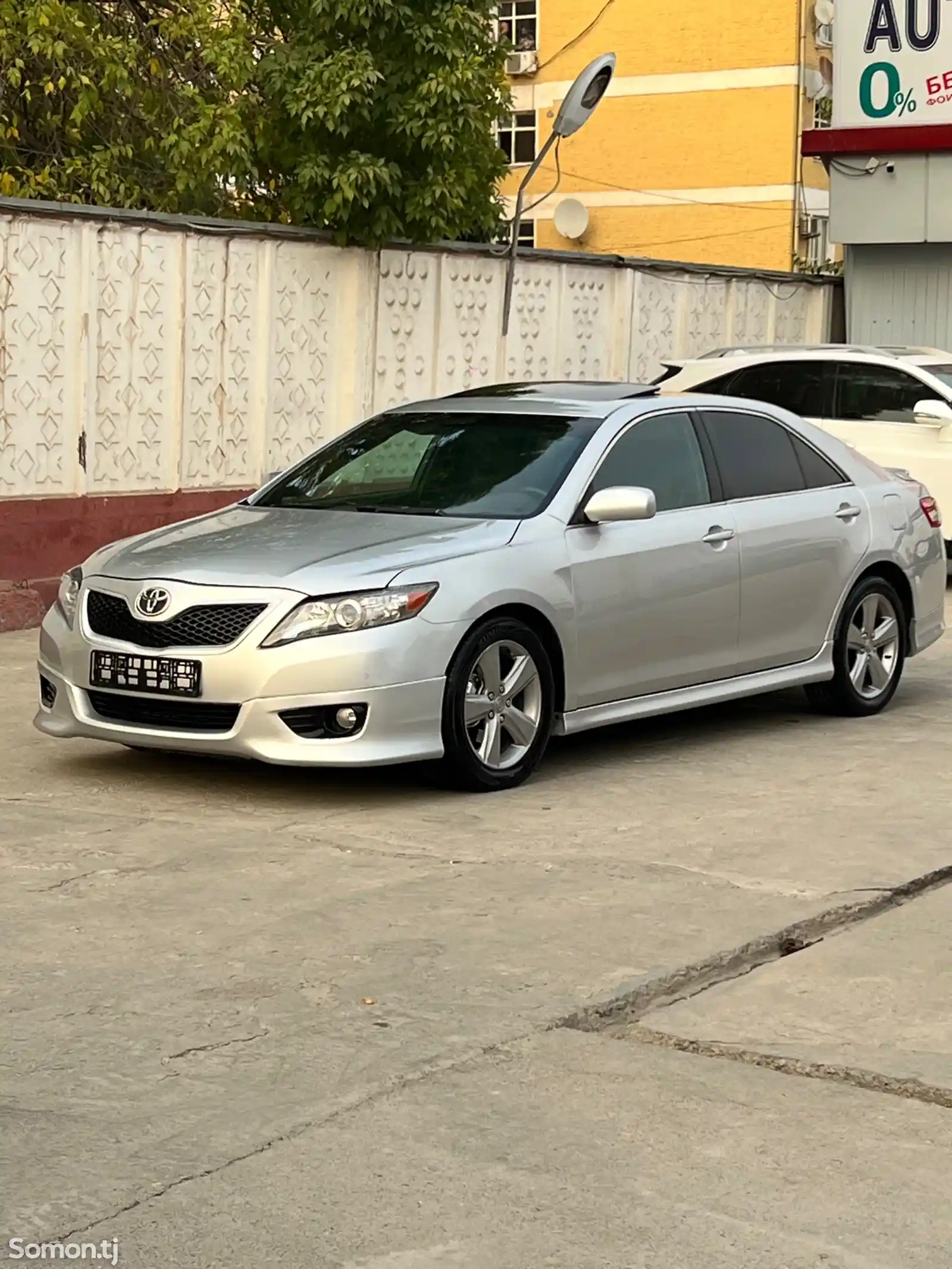 Toyota Camry, 2010-3