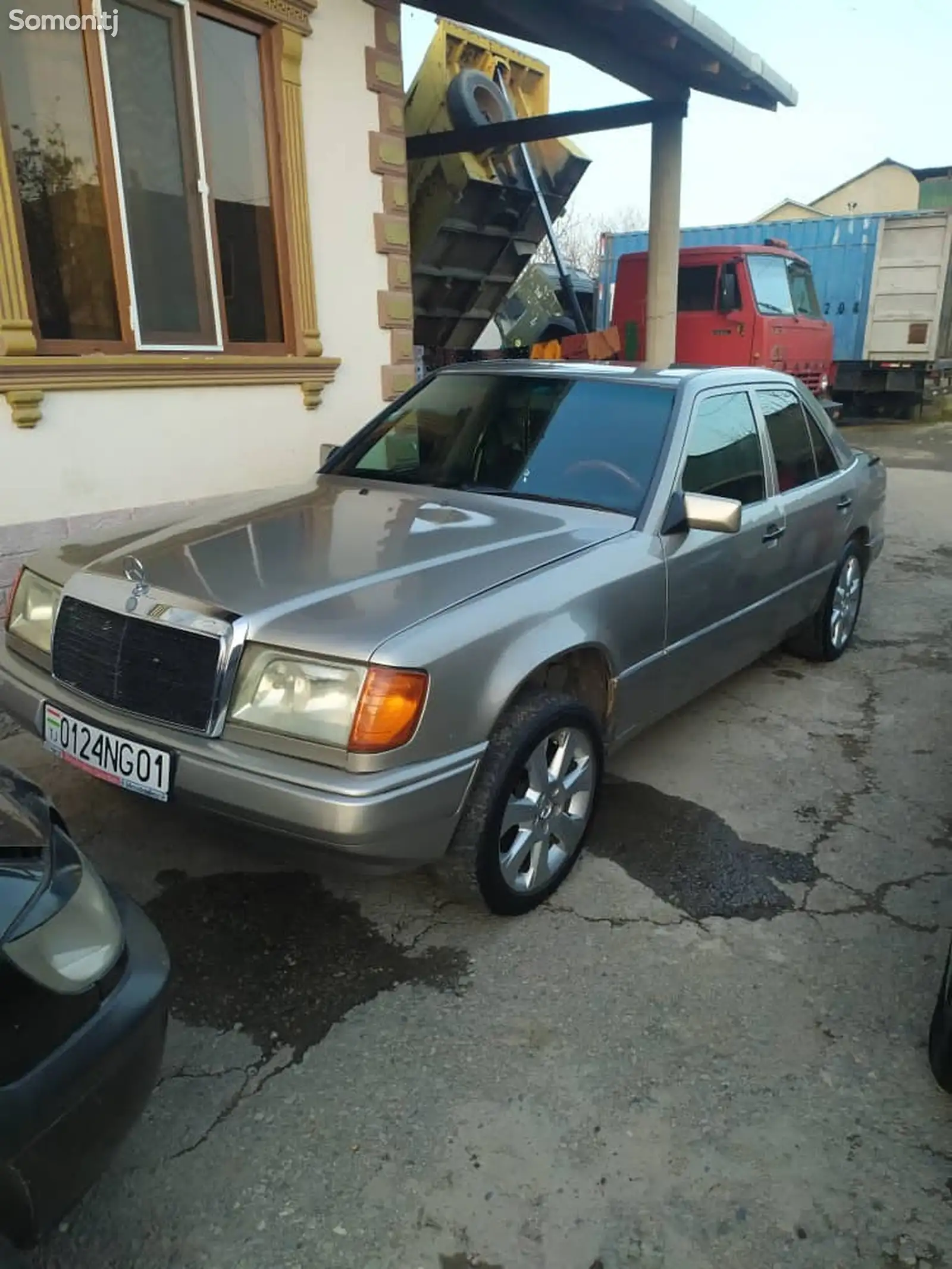 Mercedes-Benz W124, 1987-1