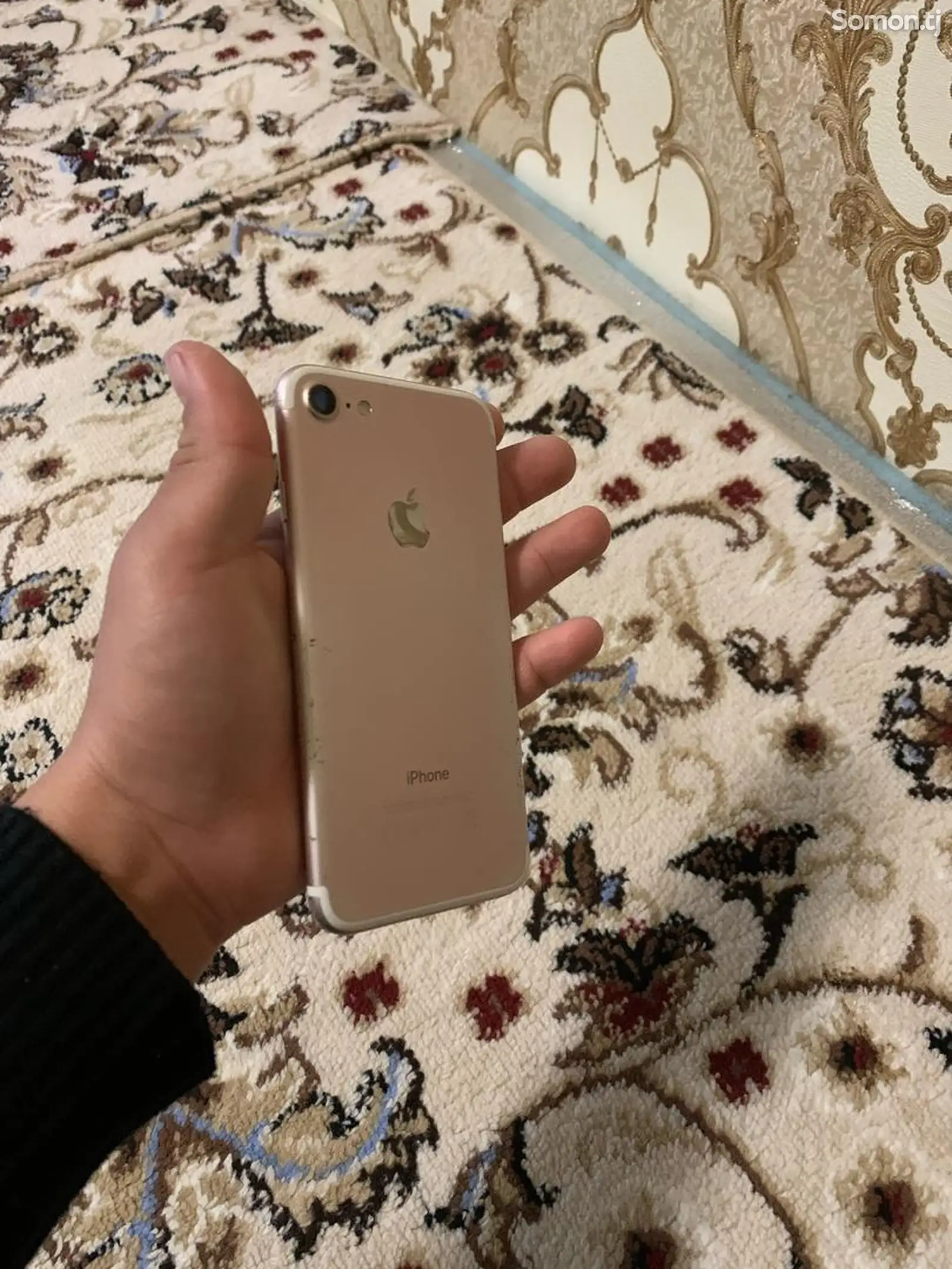 Apple iPhone 7, 32 gb-1