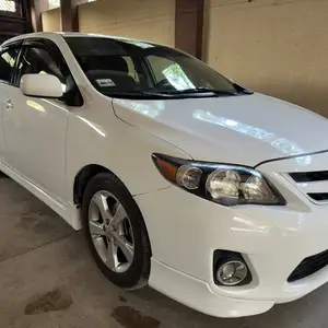 Toyota Corolla, 2013