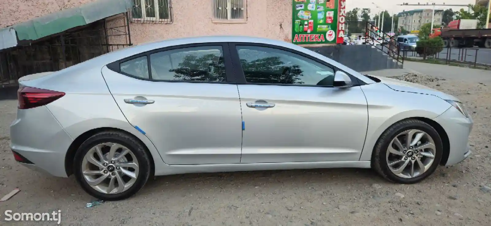 Hyundai Elantra, 2019-8