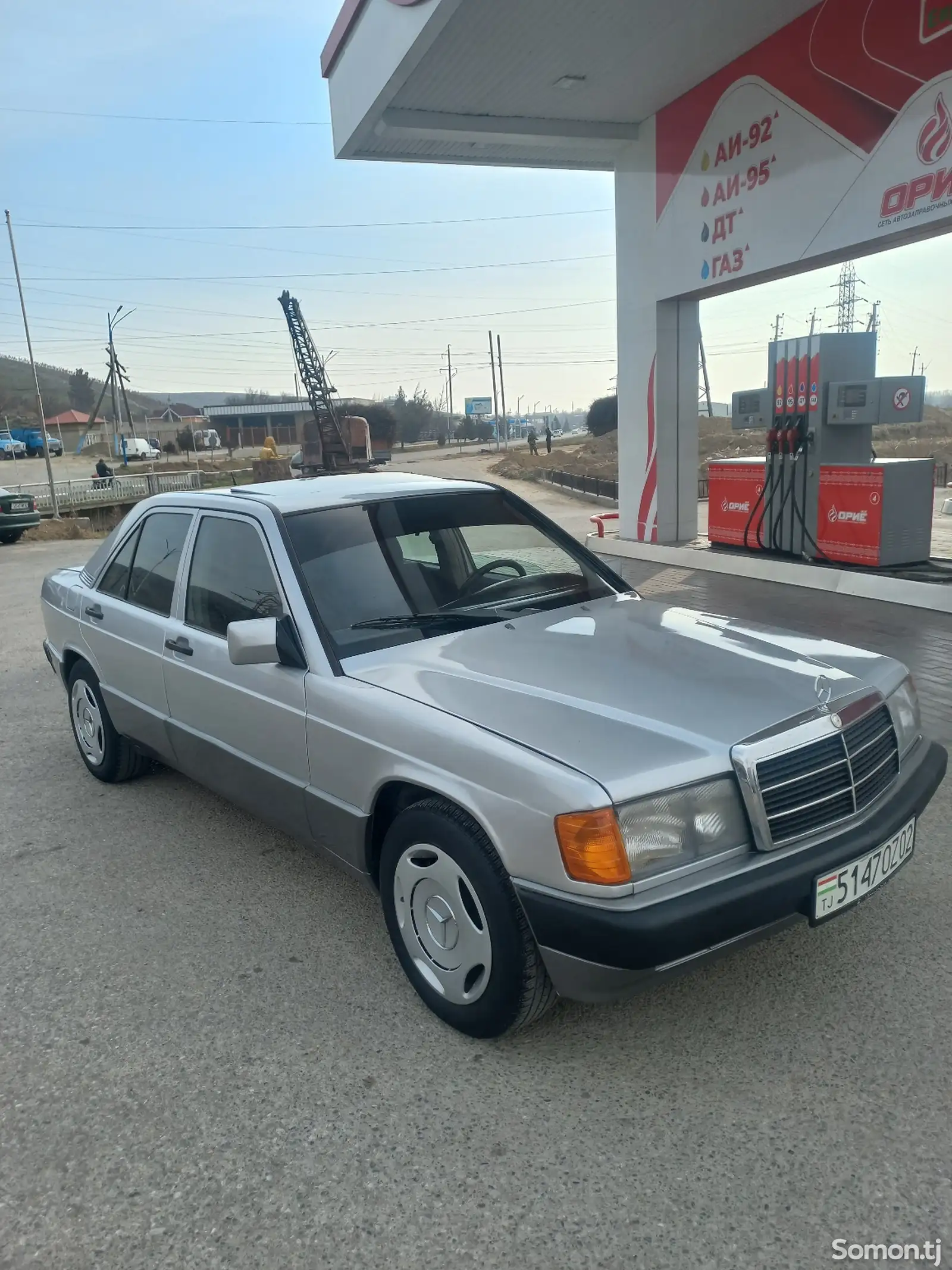 Mercedes-Benz W201, 1990-1