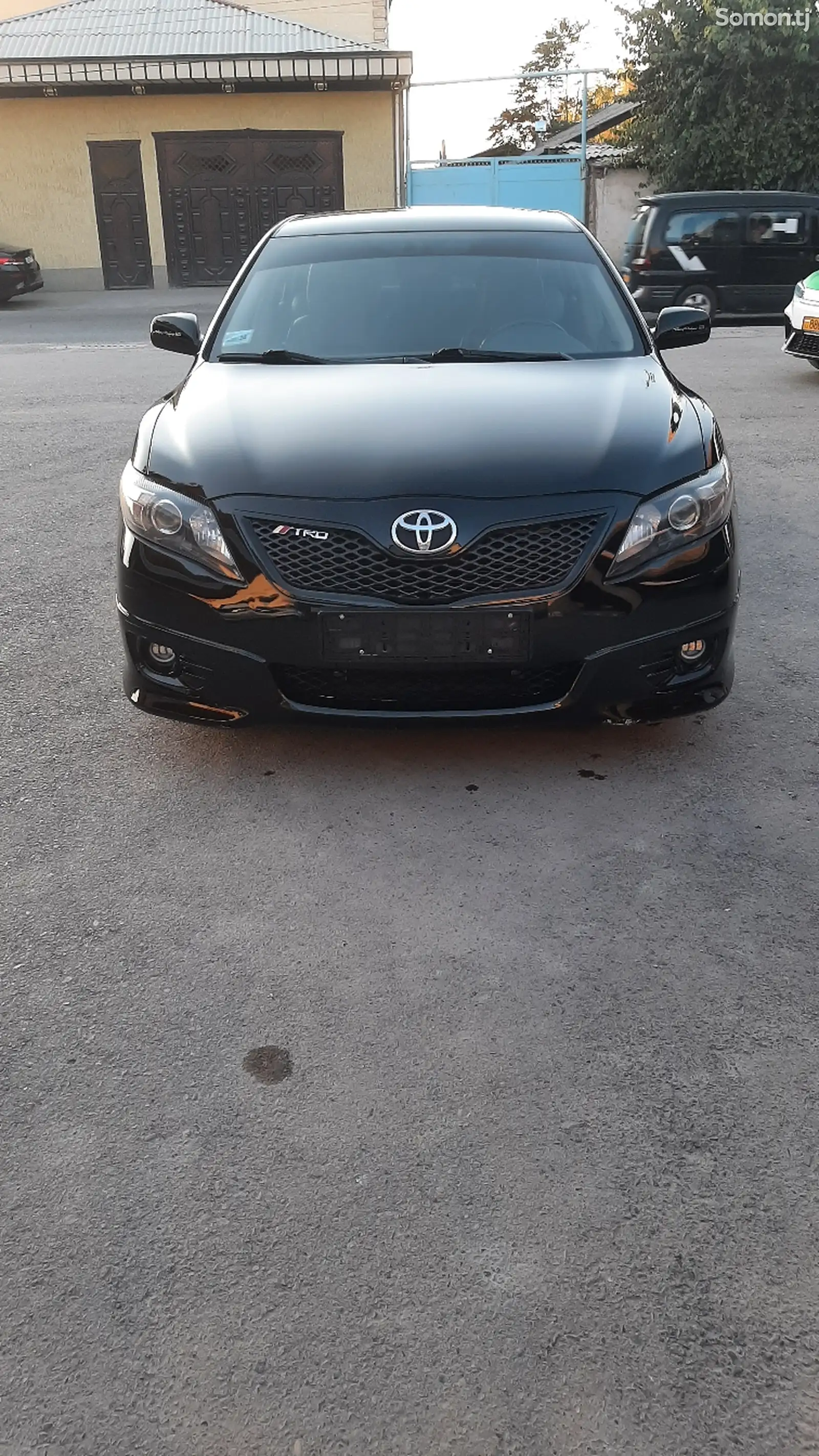 Toyota Camry, 2010-1