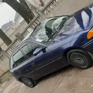 Opel Astra F, 1995