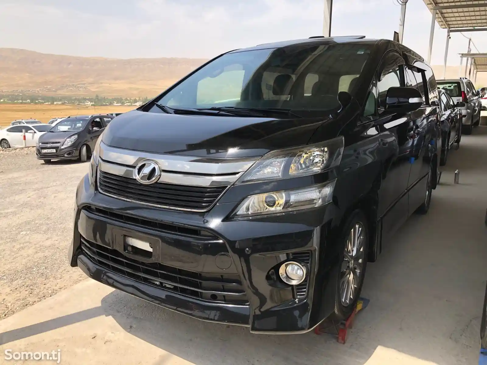 Toyota Vellfire, 2014-2