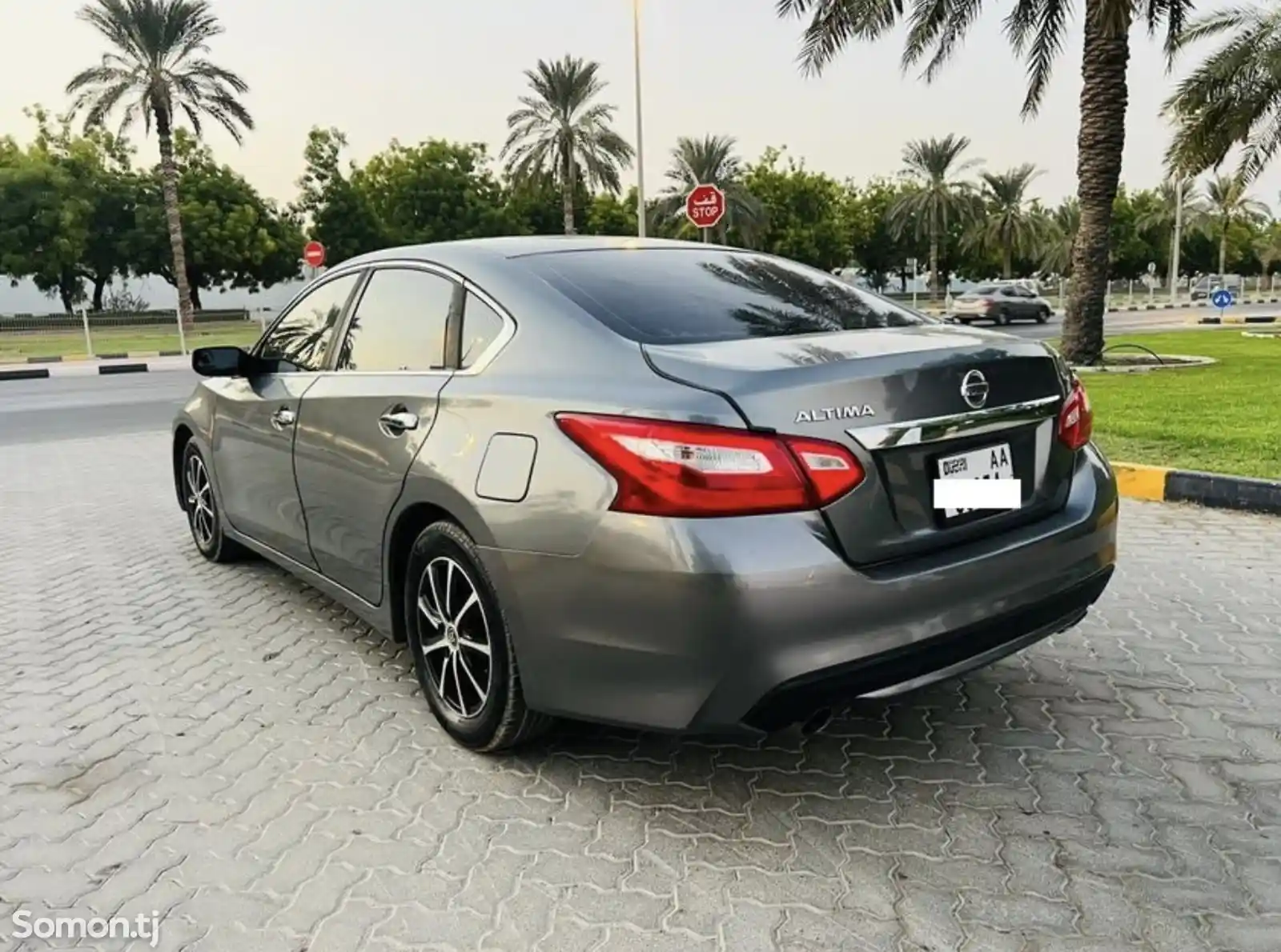 Nissan Altima, 2016-5