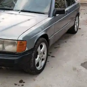 Mercedes-Benz W201, 1991